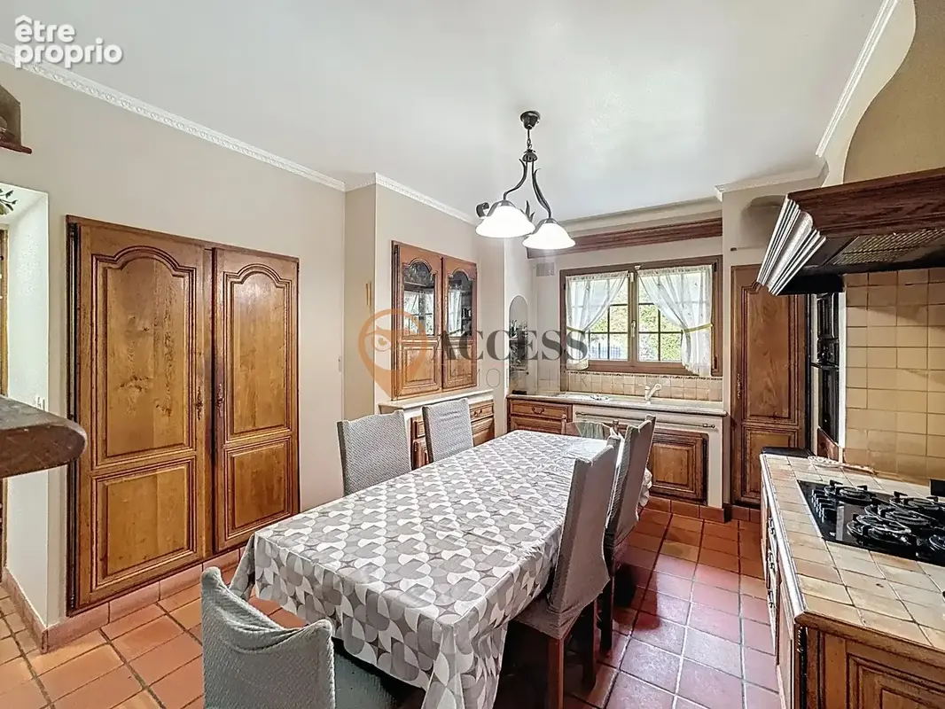 SARCELLES VILLAGE - Maison de plus de 180m2 - photo 5