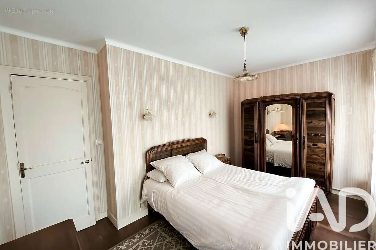 Photo 8 - Maison à LA FERTE-IMBAULT