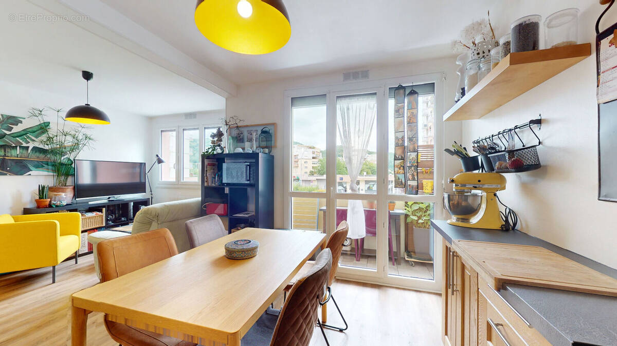 Appartement à ECHIROLLES