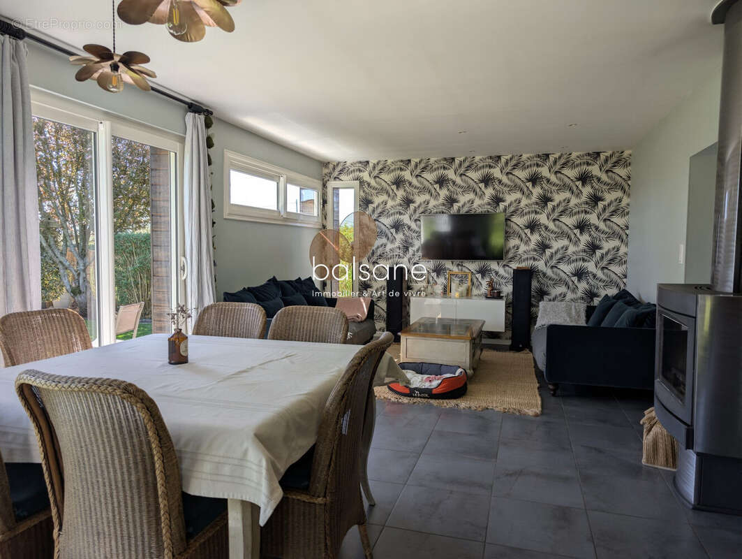 Maison à QUINCAMPOIX