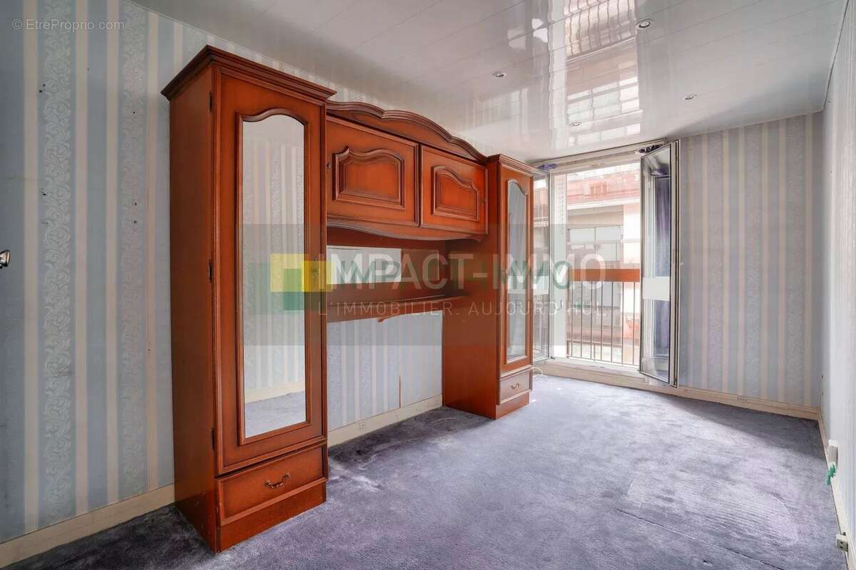Appartement à LEVALLOIS-PERRET