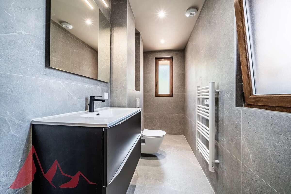 Splendide appartement duplex rénové de 4 chambres situé sur la place centrale de Morzine - photo 15