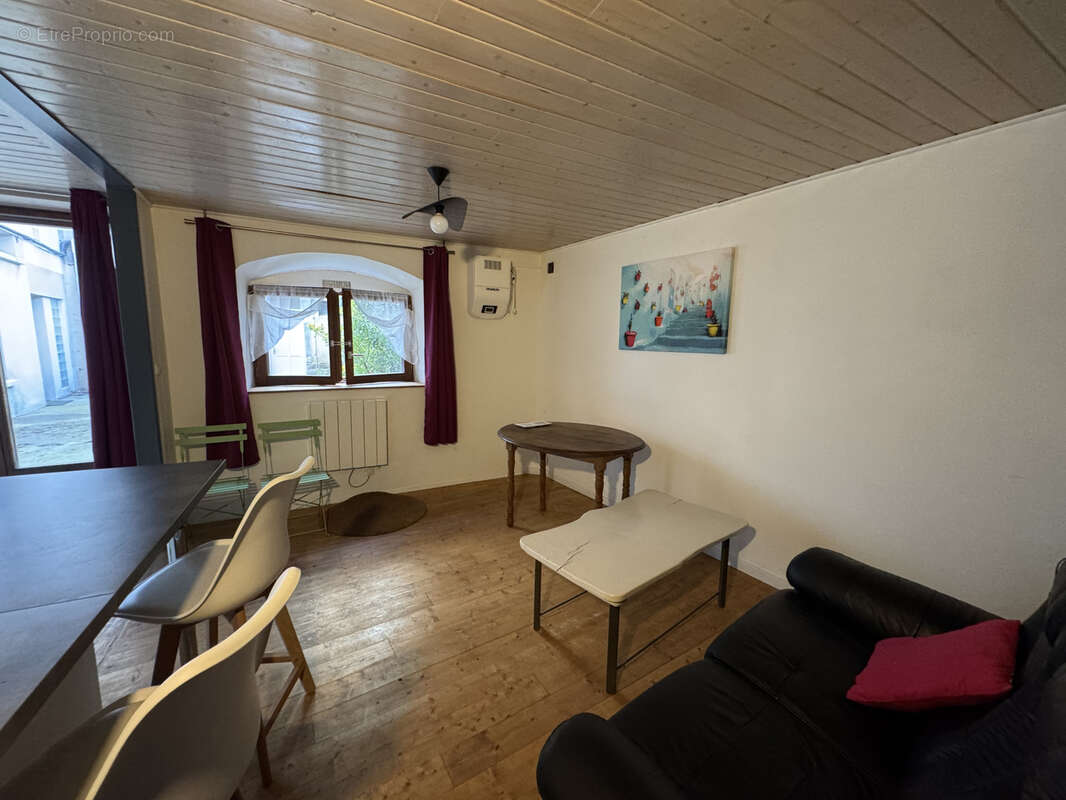 Appartement à YSSINGEAUX