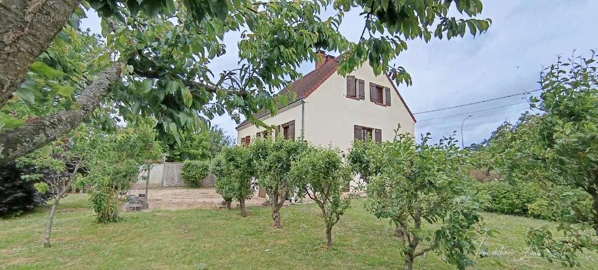 Maison à SAINT-MARTIN-LE-NOEUD