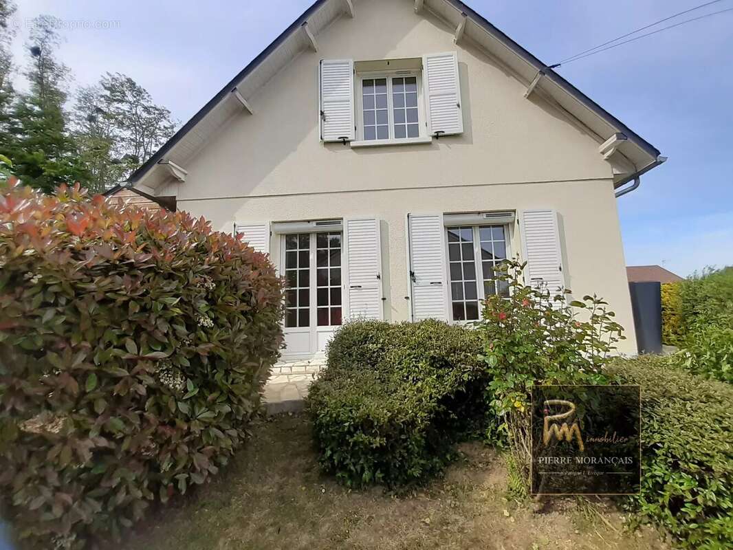 Maison à LA CHAPELLE-SAINT-AUBIN