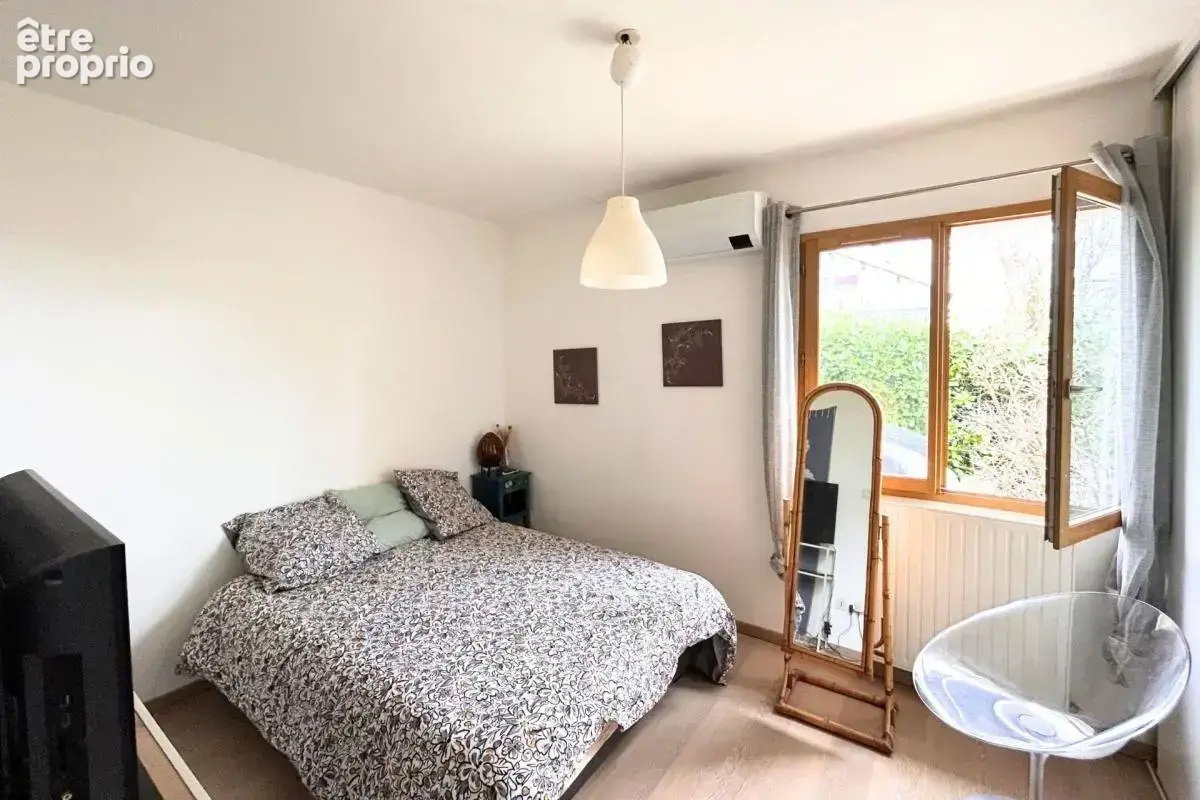 69290 grezieu la varenne - maison à vendre 5 pièces  - plain pied - piscine - gargae -calme - sans vis a vis - photo 10