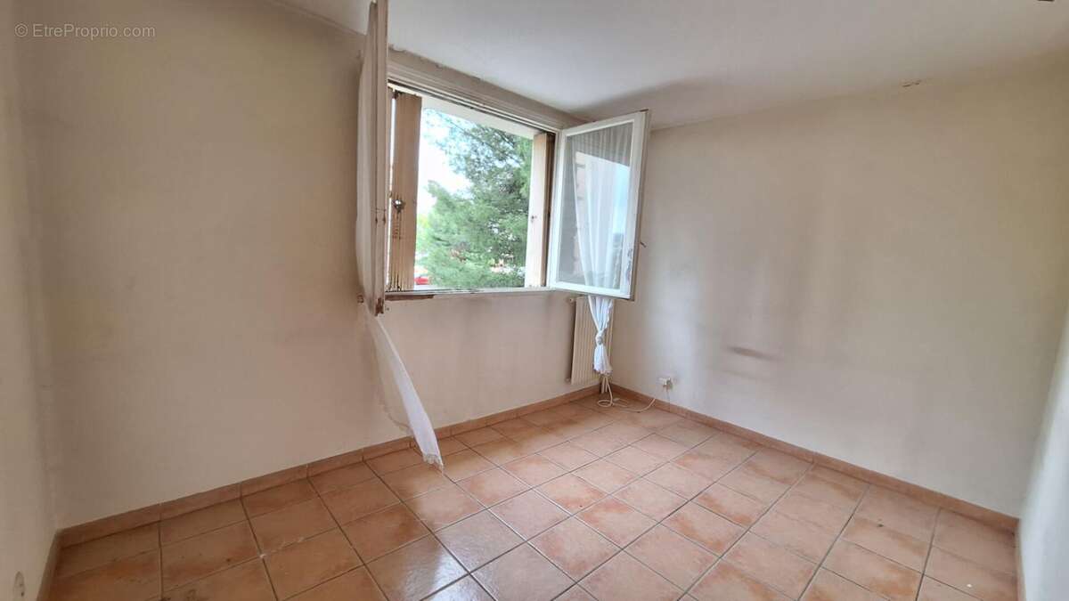 Appartement à MARSEILLE-11E