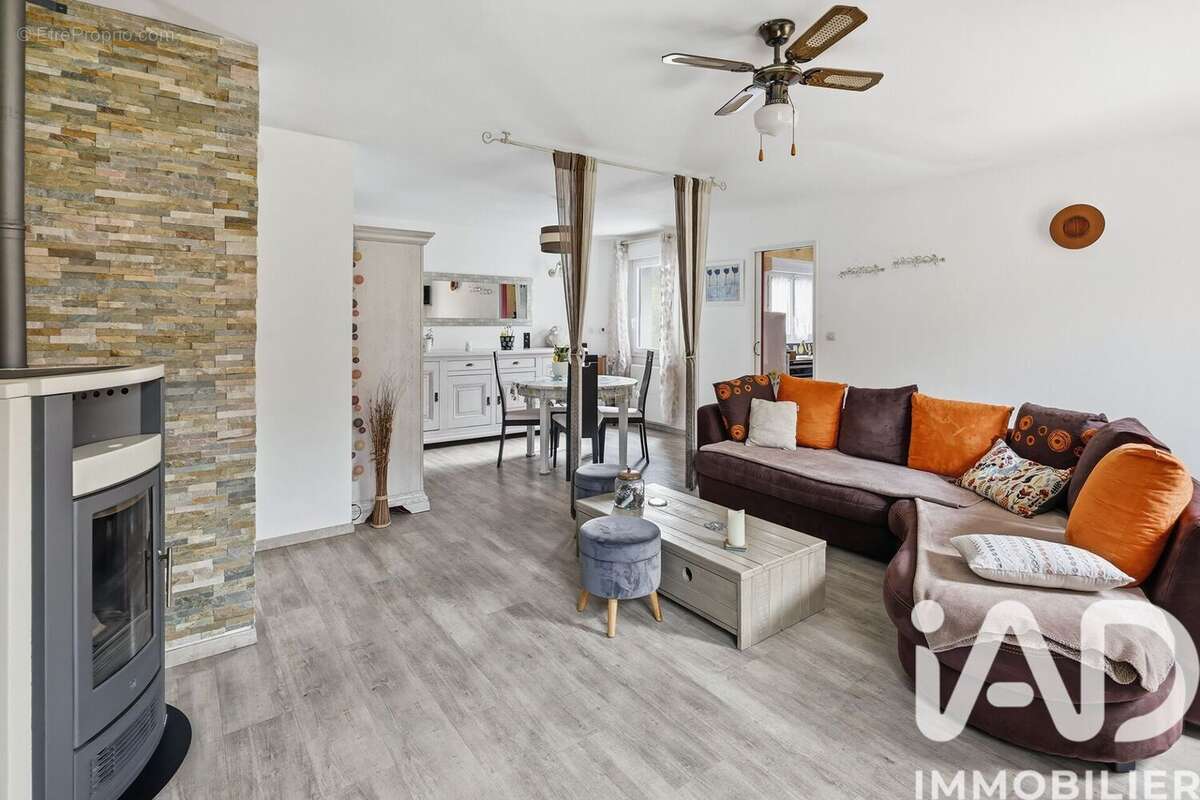 Photo 2 - Maison à LA MONTAGNE