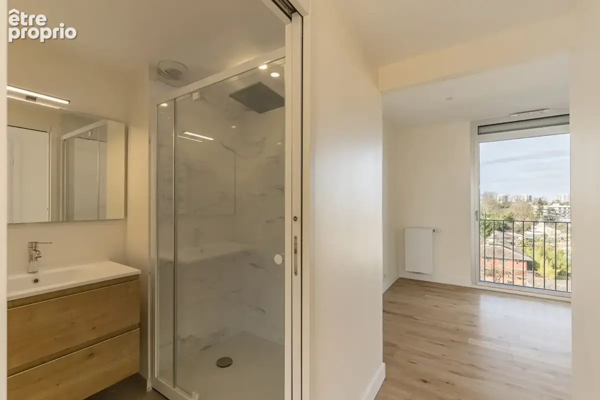 Appartement 4 pièces de 125m² + 188m² de Terrasses + 2 parkings sous-sol ! BORDEAUX - photo 14