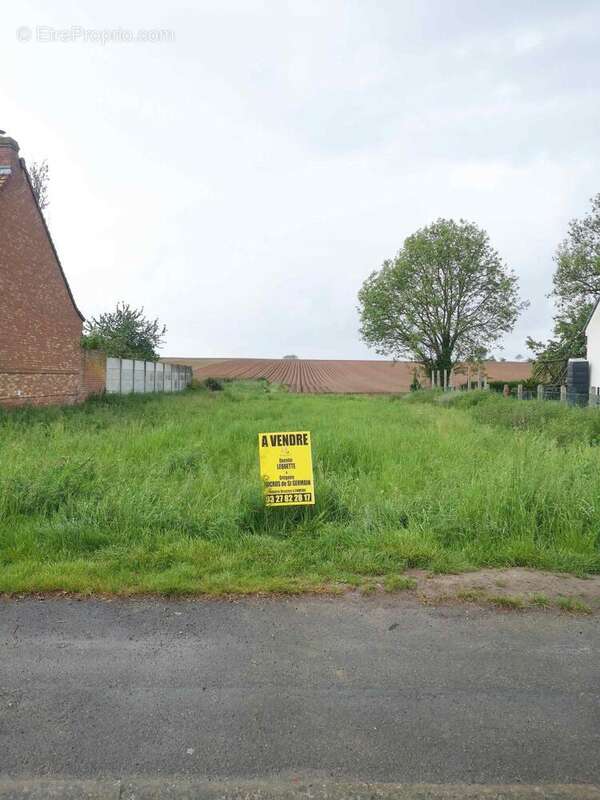 Terrain à BANTIGNY