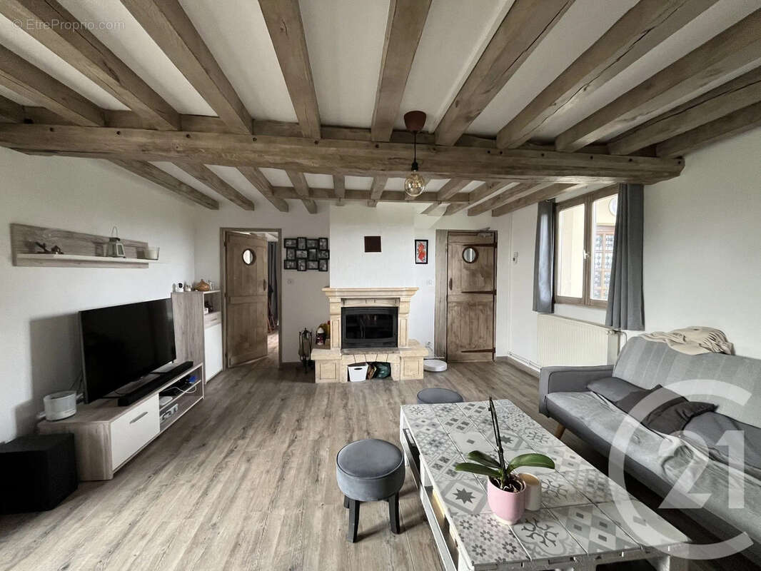 Maison à LA BARRE-EN-OUCHE