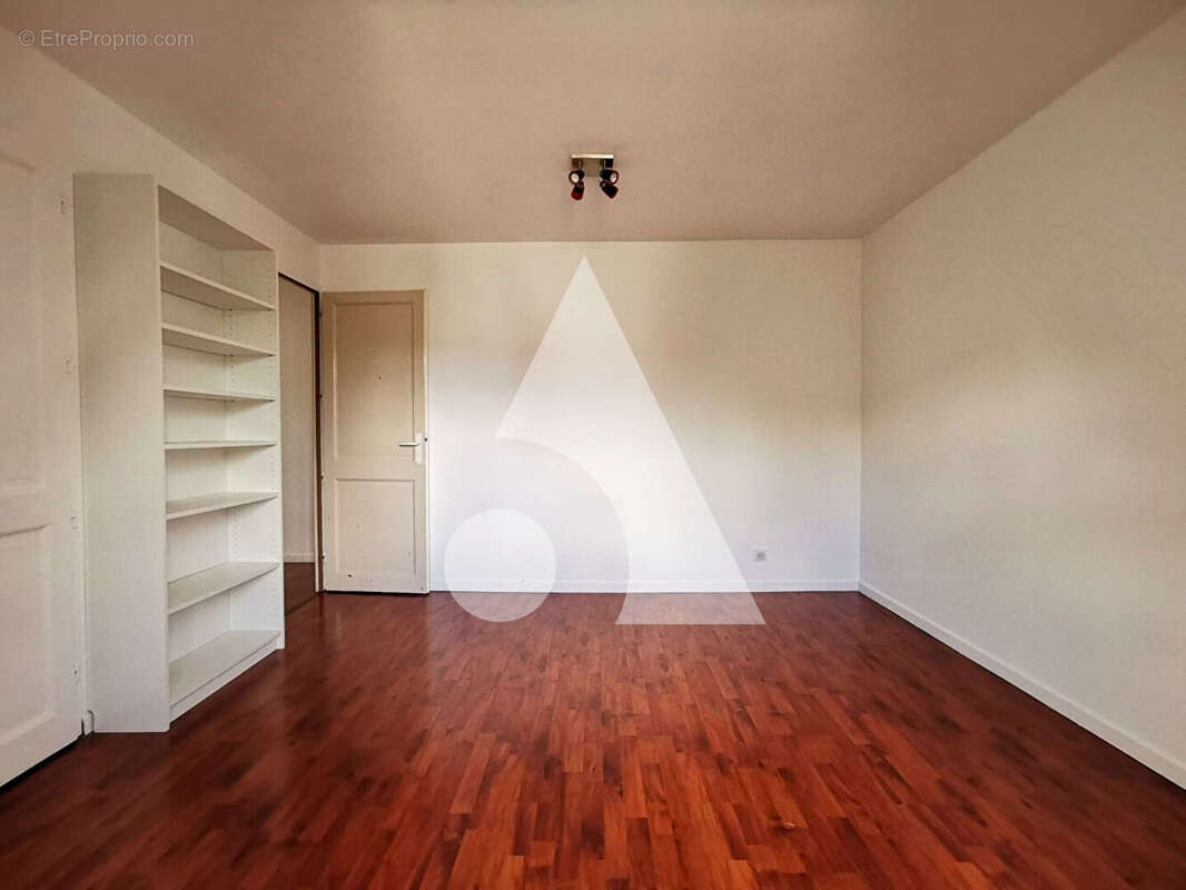 Maison à LA FRETTE-SUR-SEINE