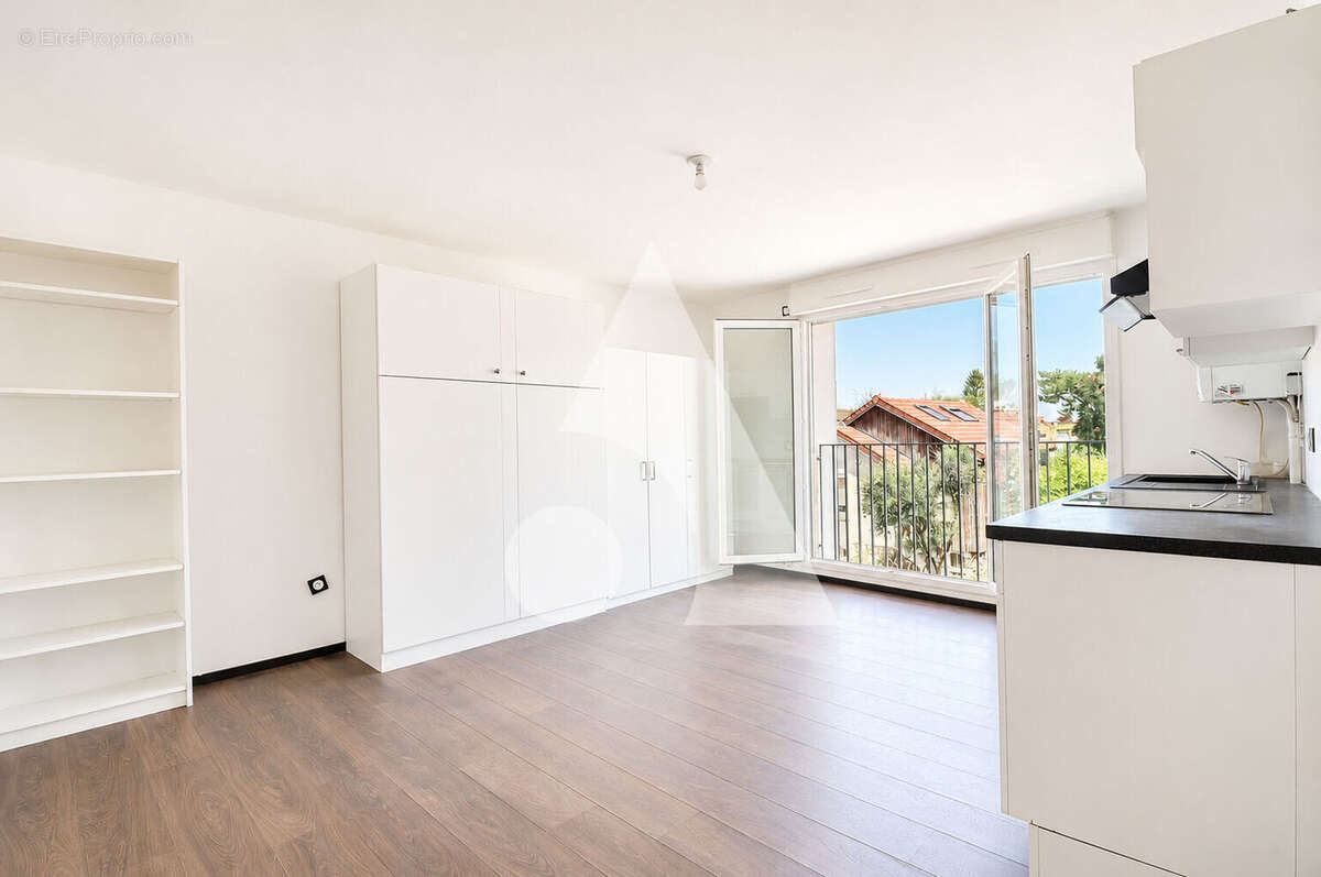 ROMAINVILLE - Rue de Benfleet T1 de 31,85 m² - photo 2