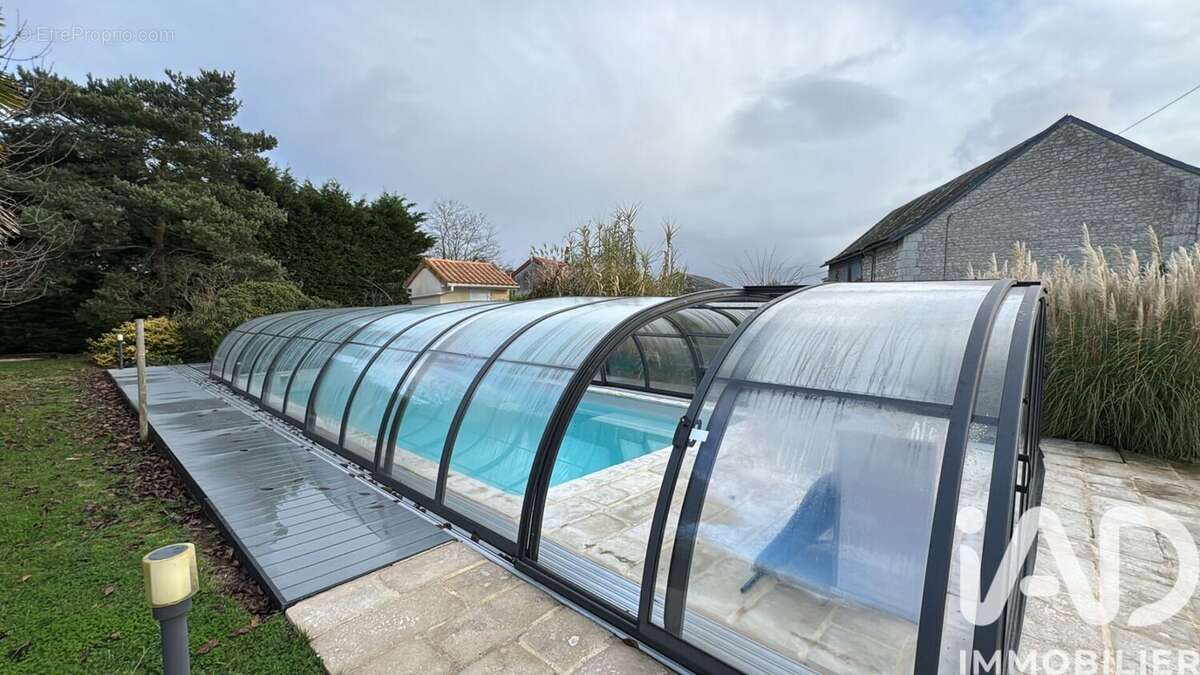 Photo 3 - Maison à THURE