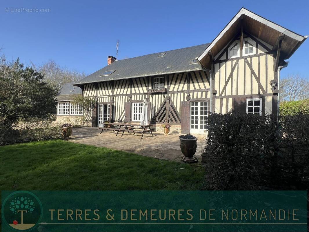 Maison à PONT-L'EVEQUE