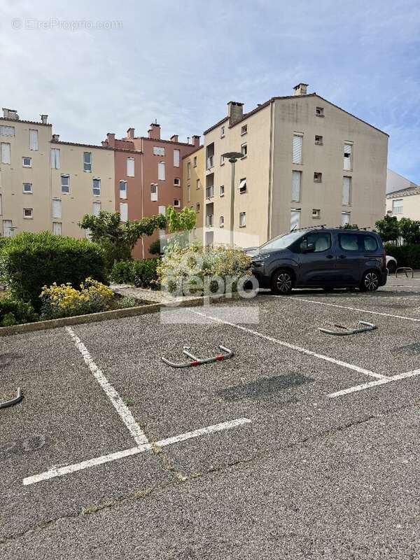Commerce à AGDE