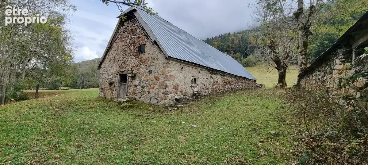Vallee du bergons lot de deux granges a renover - photo 19