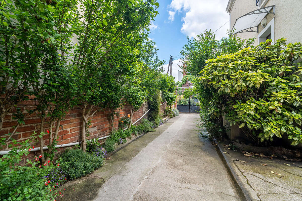 Appartement à ASNIERES-SUR-SEINE