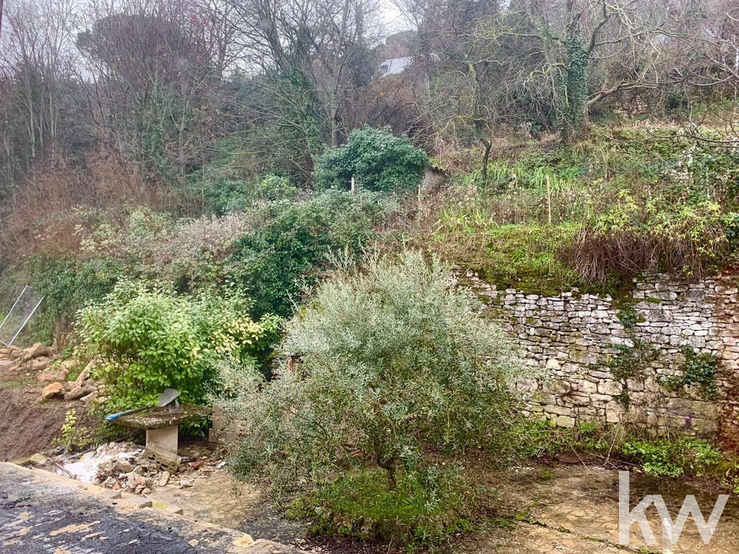 Appartement à BONNIEUX