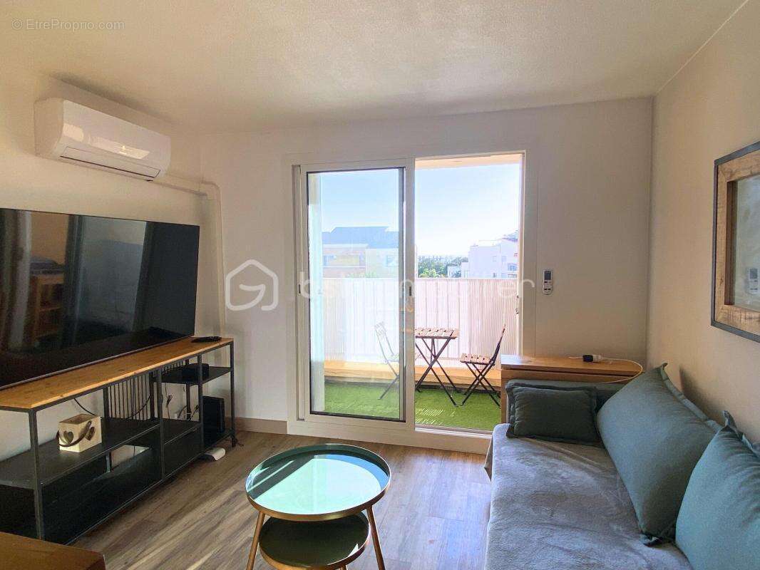 Appartement à CARQUEIRANNE