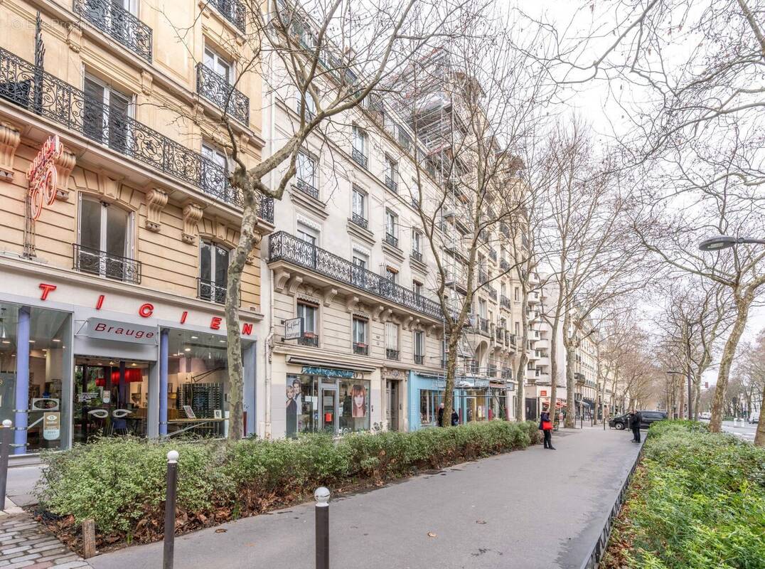 Appartement à PARIS-12E