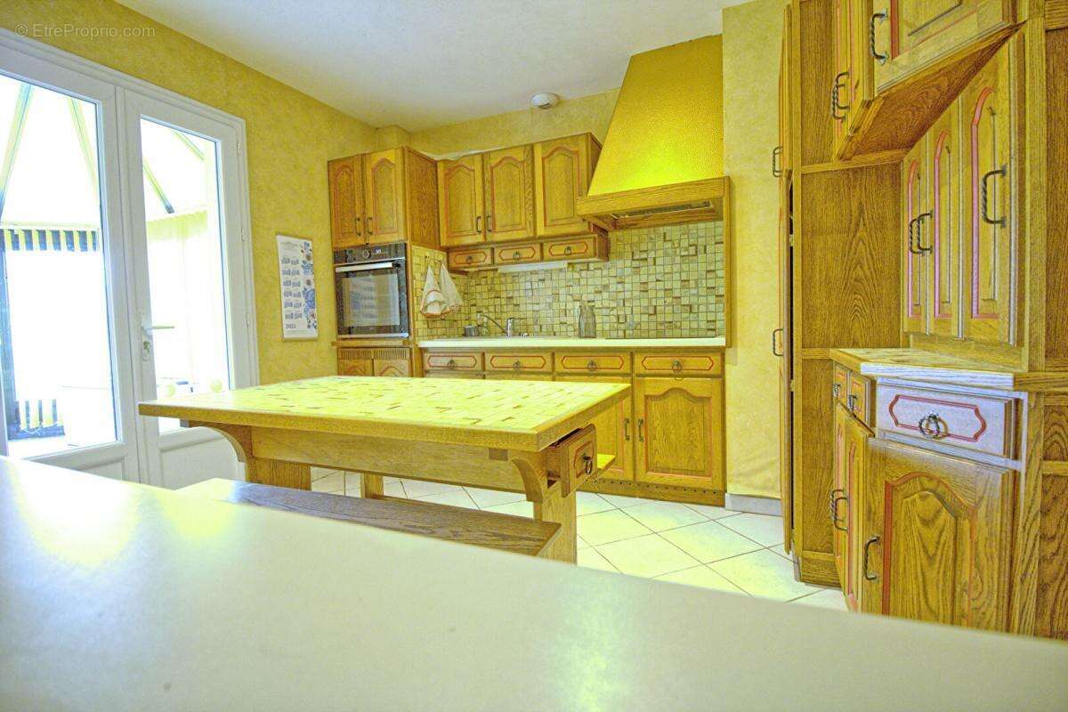 Maison à LA MEMBROLLE-SUR-LONGUENEE