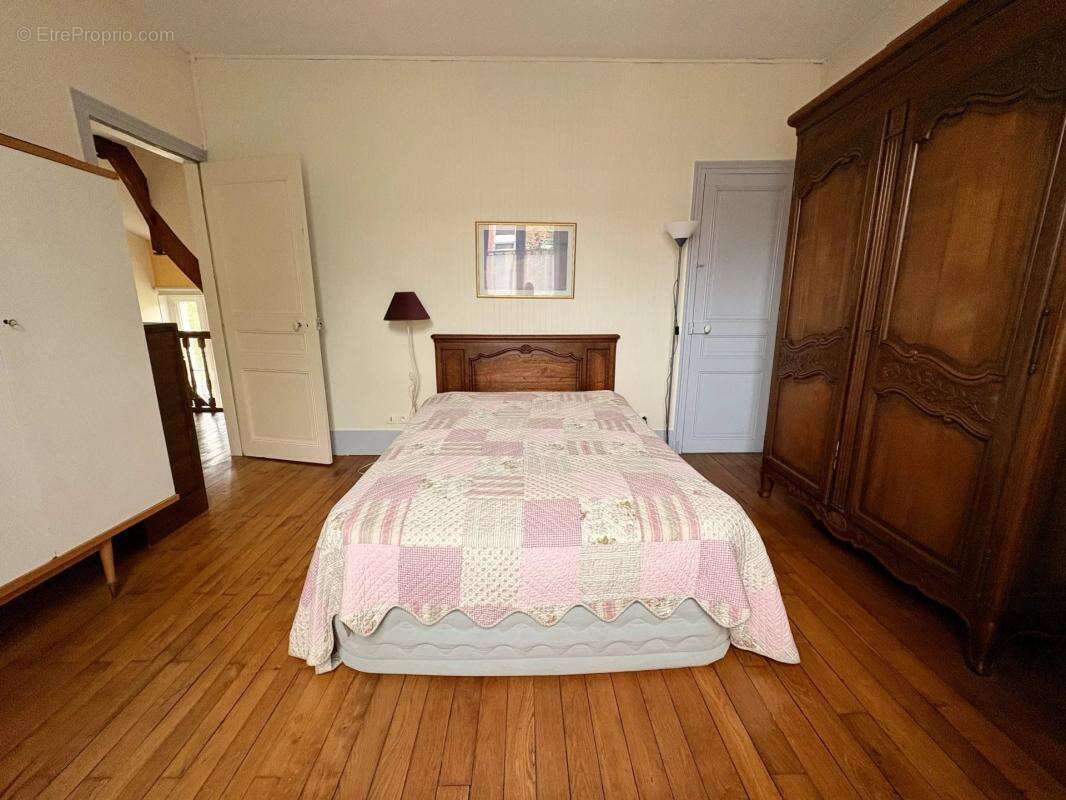 Maison à TOURNAN-EN-BRIE