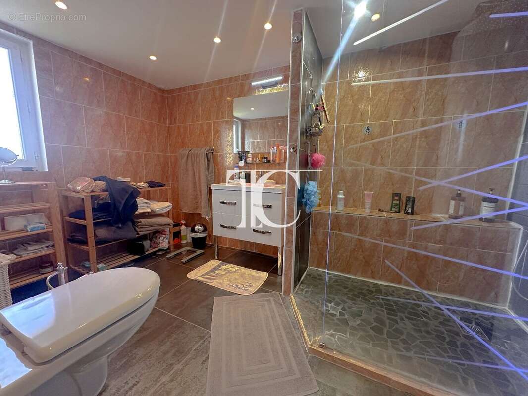 Maison à SAINT-AMBROIX