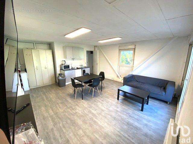 Photo 4 - Commerce à BOISSY-SOUS-SAINT-YON