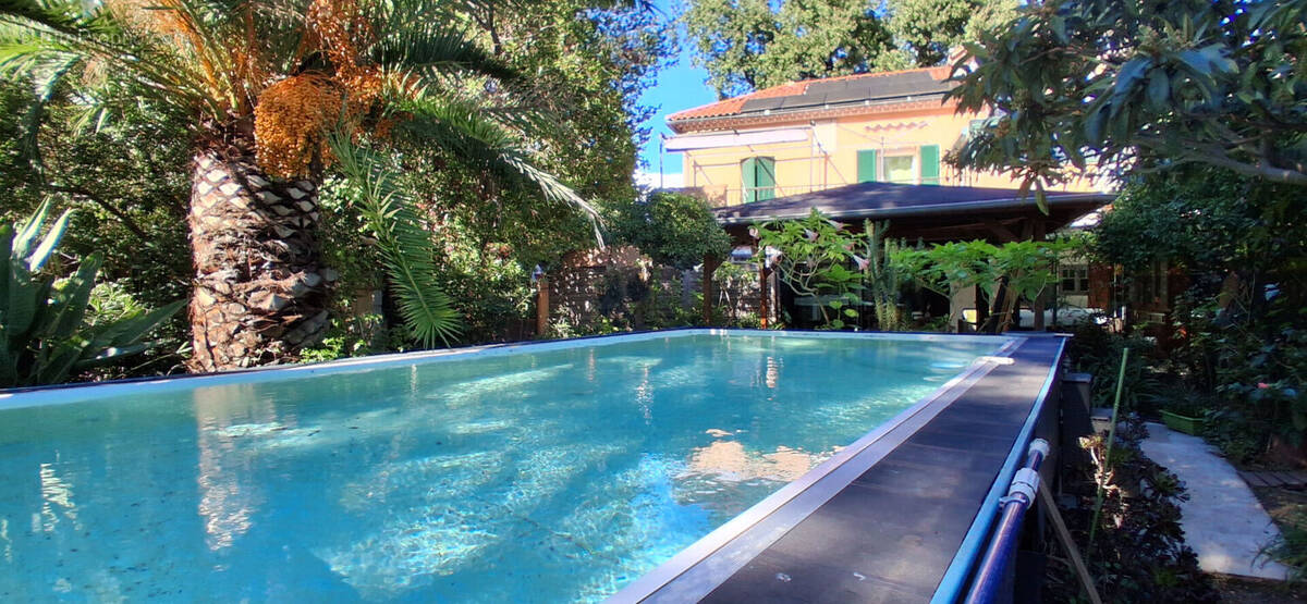 Maison à LA SEYNE-SUR-MER