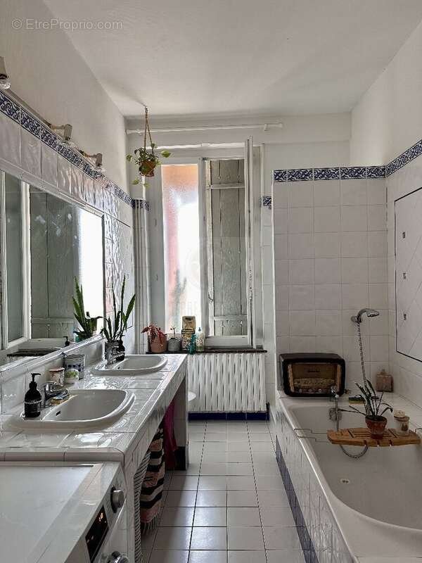 Appartement à BEZIERS