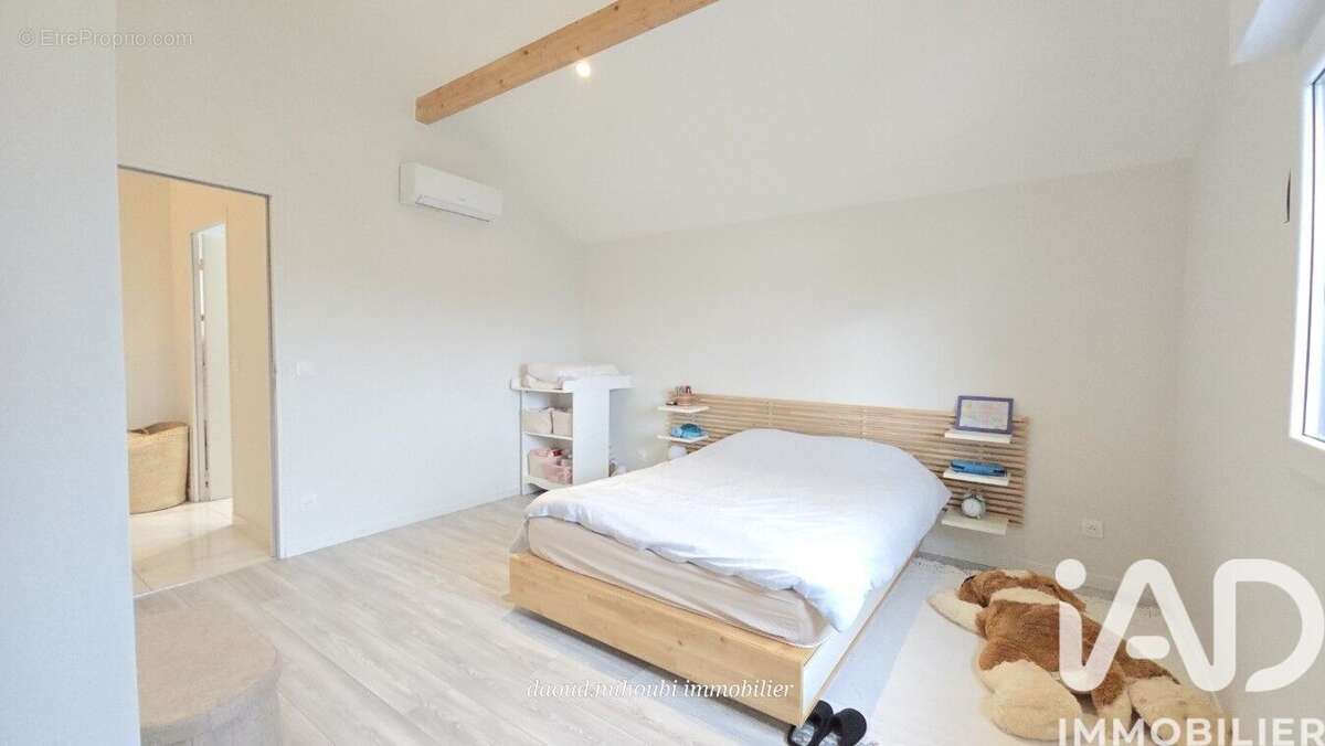 Photo 7 - Maison à VILLENEUVE-LE-ROI