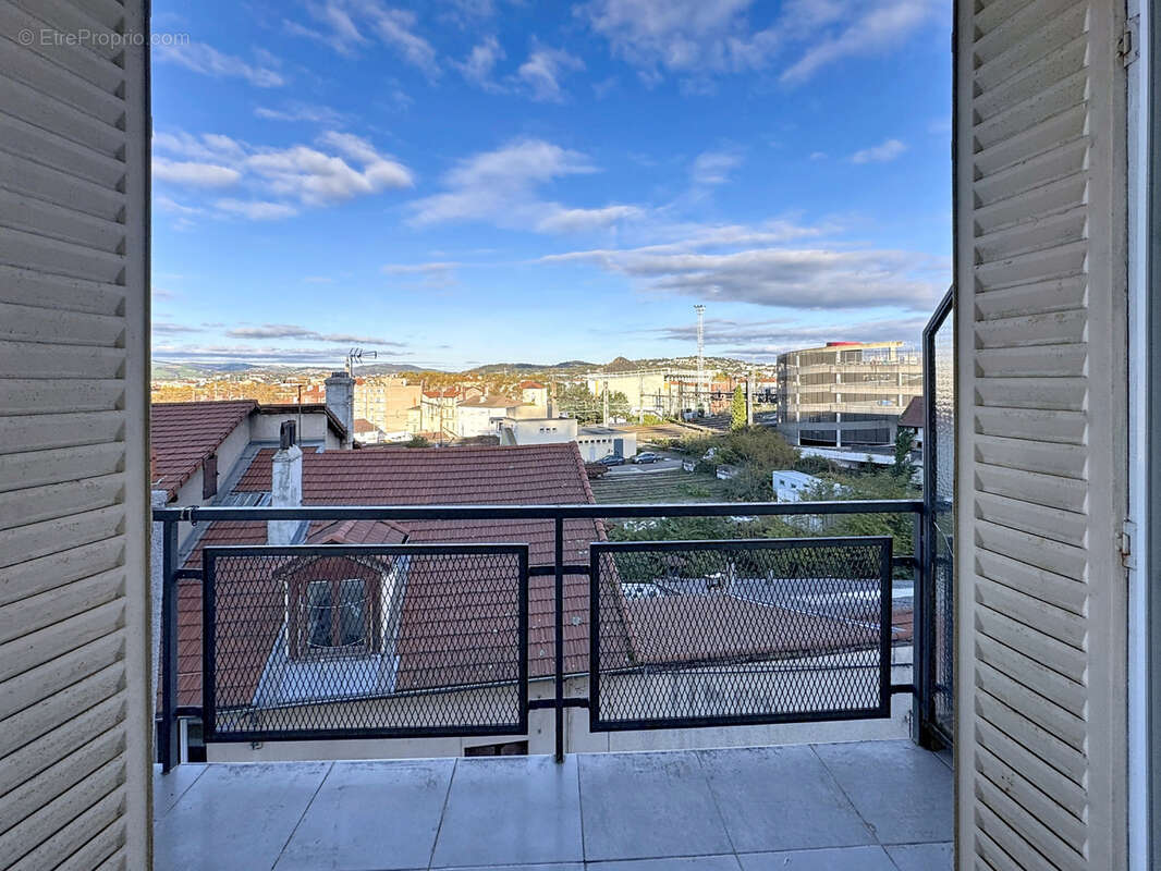 Appartement à SAINT-ETIENNE