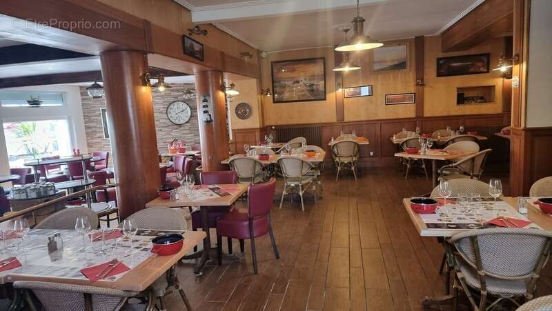 Commerce à SAINT-PIERRE-D&#039;OLERON