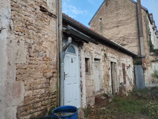 Maison à CHAUMONT