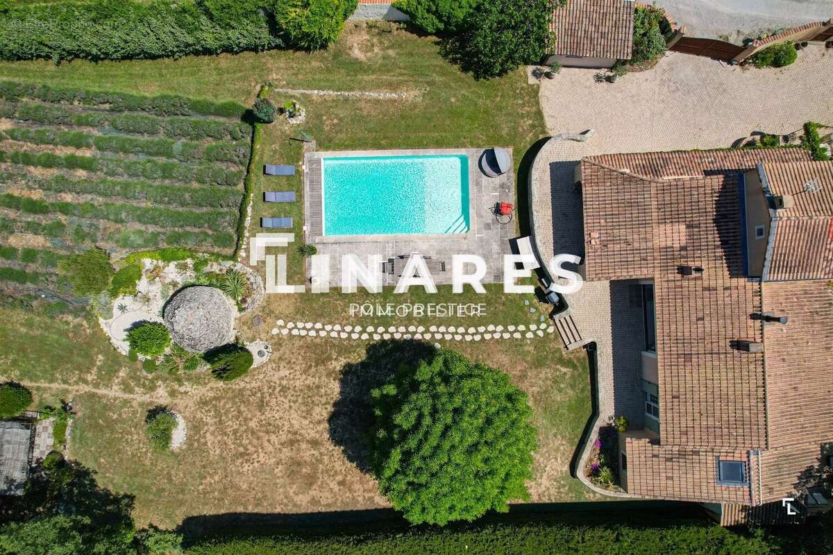 Maison à EGUILLES