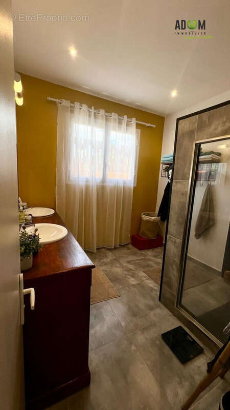 Maison à LE TAMPON