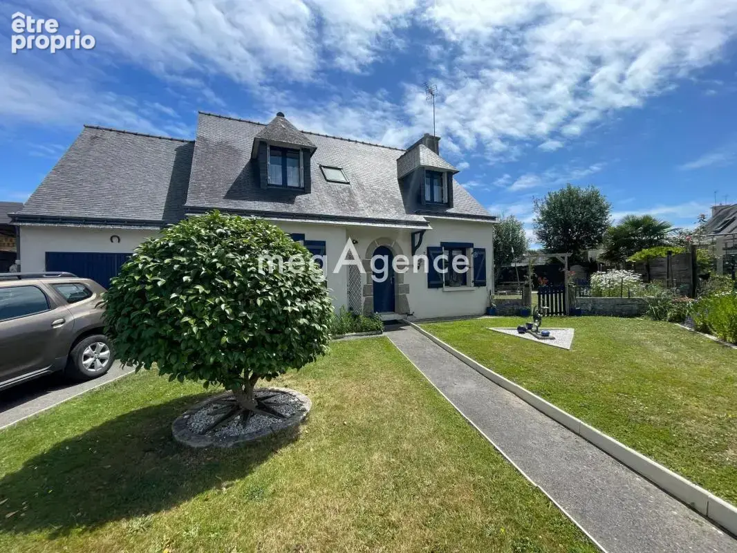 Maison à LARMOR-BADEN