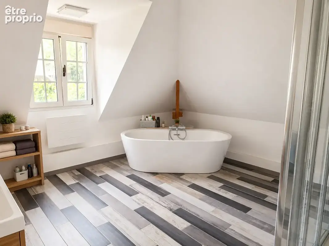 Maison 173m2 7 pièces avec dépendance de 20 m2.. - photo 12