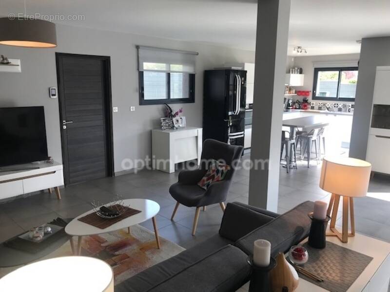 Maison à GLOS-SUR-RISLE