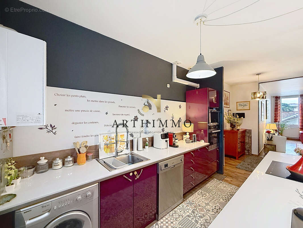 Appartement à ROMANS-SUR-ISERE