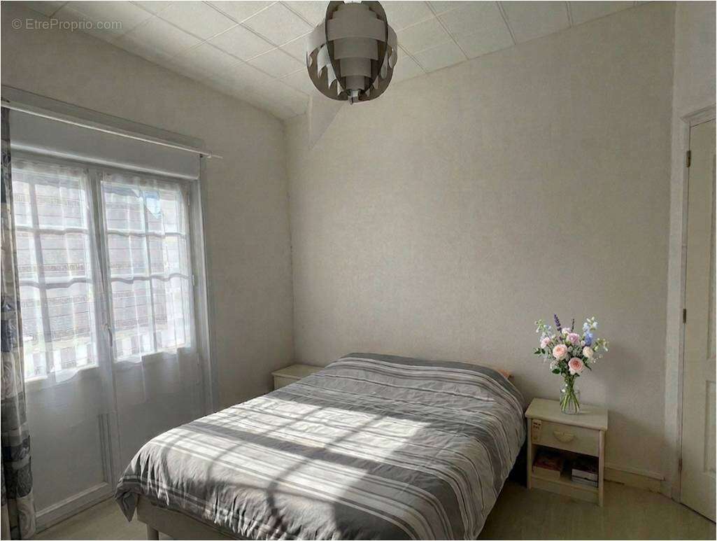 Maison à LE POULIGUEN