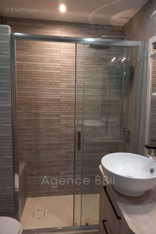 Appartement 90 m² à Mandelieu-La-Napoule  - photo 9