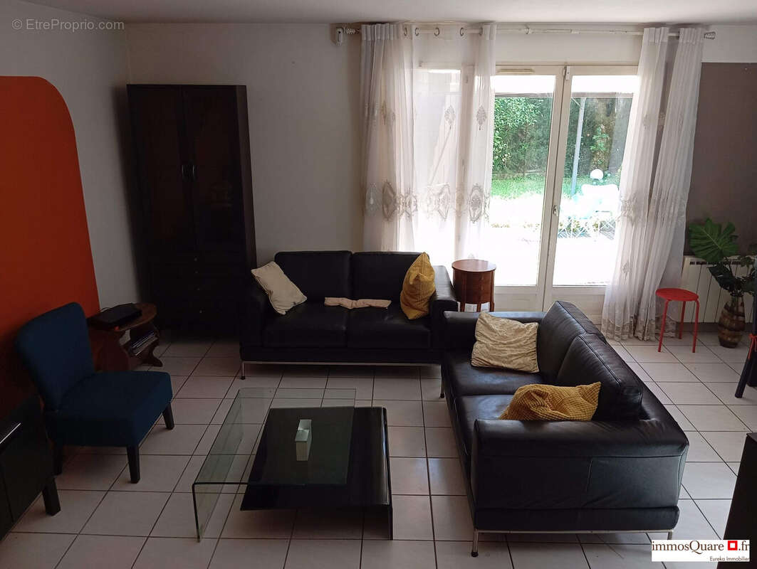 Maison à FERNEY-VOLTAIRE