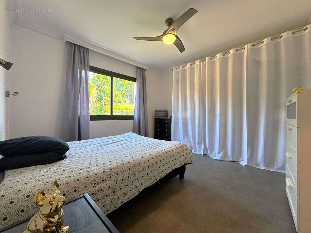 Maison à BAGNOLS-SUR-CEZE