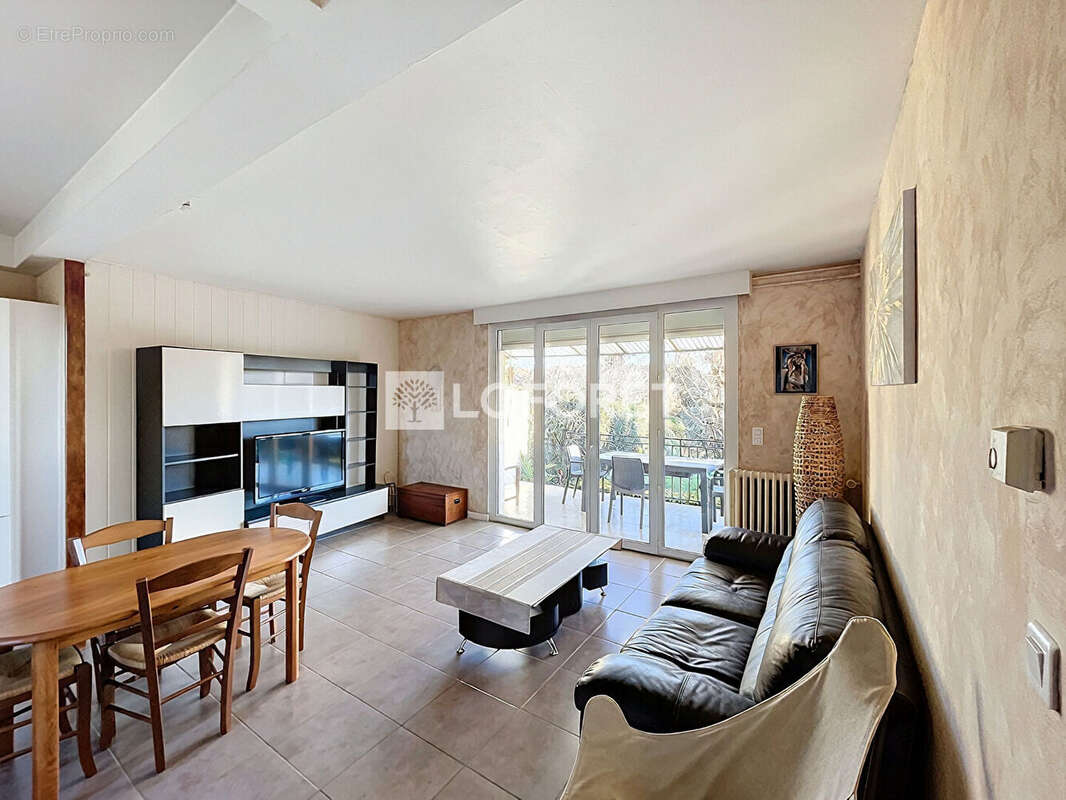 Maison Castelsarrasin 4 pièces environ 85 m2 - Quartier FLAMENS - Garage & jardin - photo 2