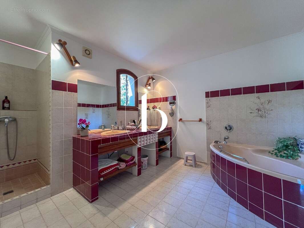 Maison 206 m² à Saint-Alexandre  - photo 20