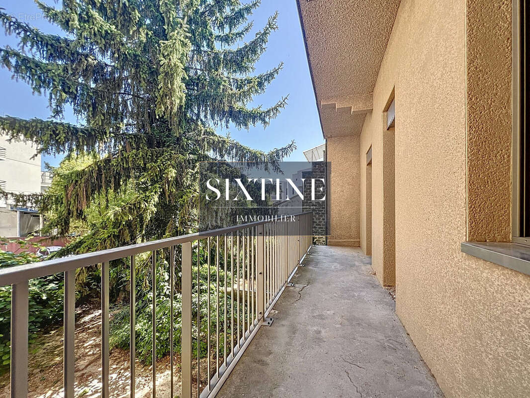 Appartement à BOURGOIN-JALLIEU