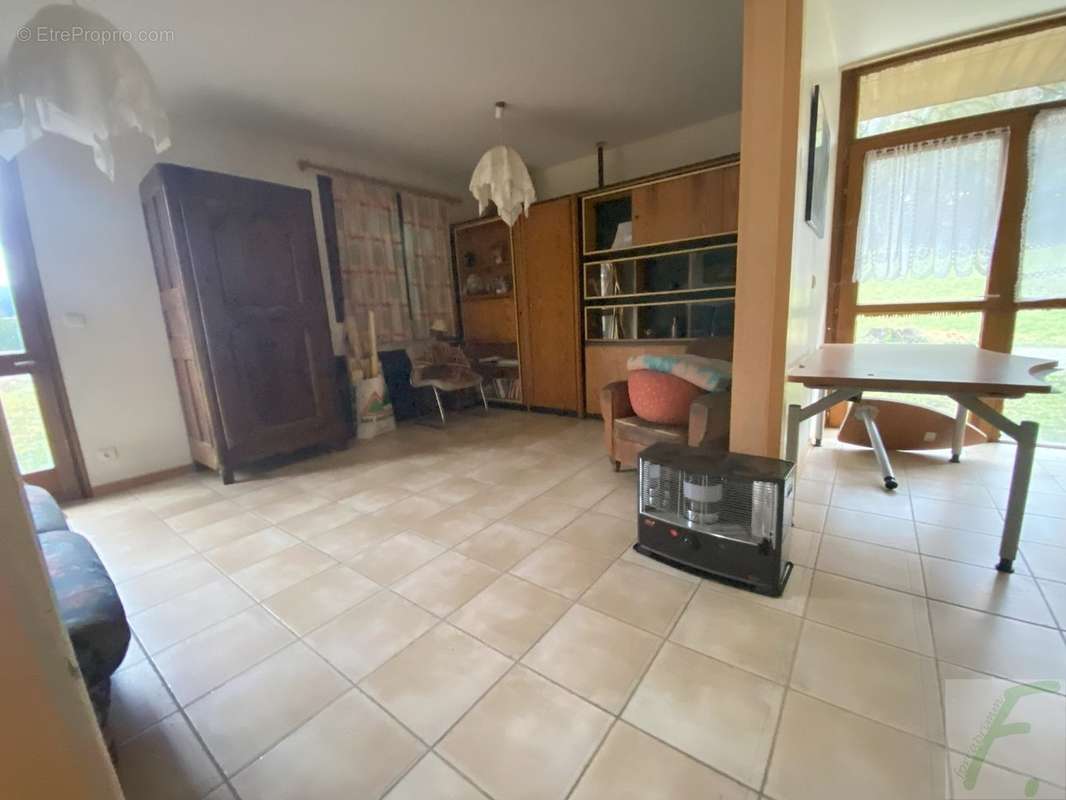 Commerce à LE CHATELARD