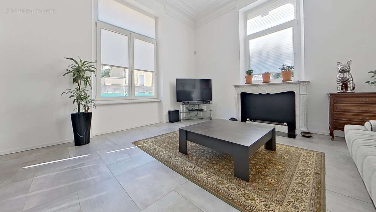 Longwy - Mont-Saint-Martin, Villa d'exception de plus de 400 m2 habitables sur 37 ares de terrain - piscine ch - photo 38
